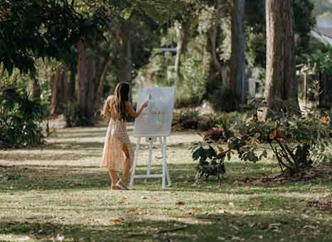Isabella painting in nature